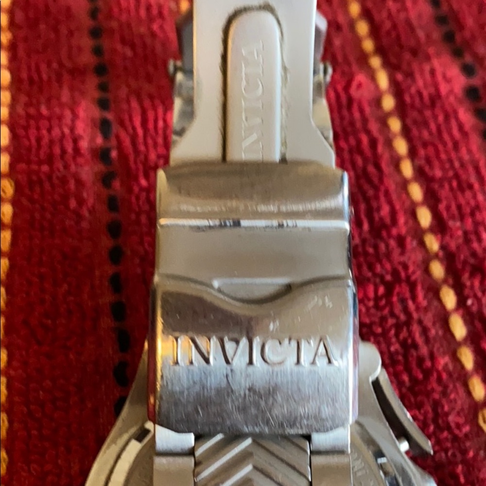 Invicta - Picture 3 of 4